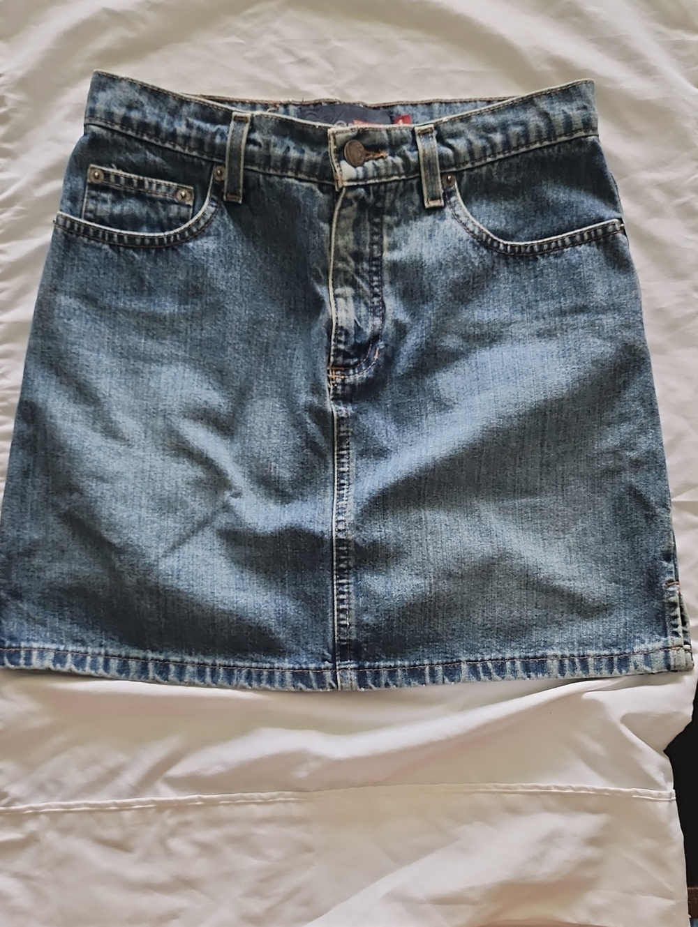 Vintage Quiksilver Roxy Medium Wash Denim Mini Skirt Y2K